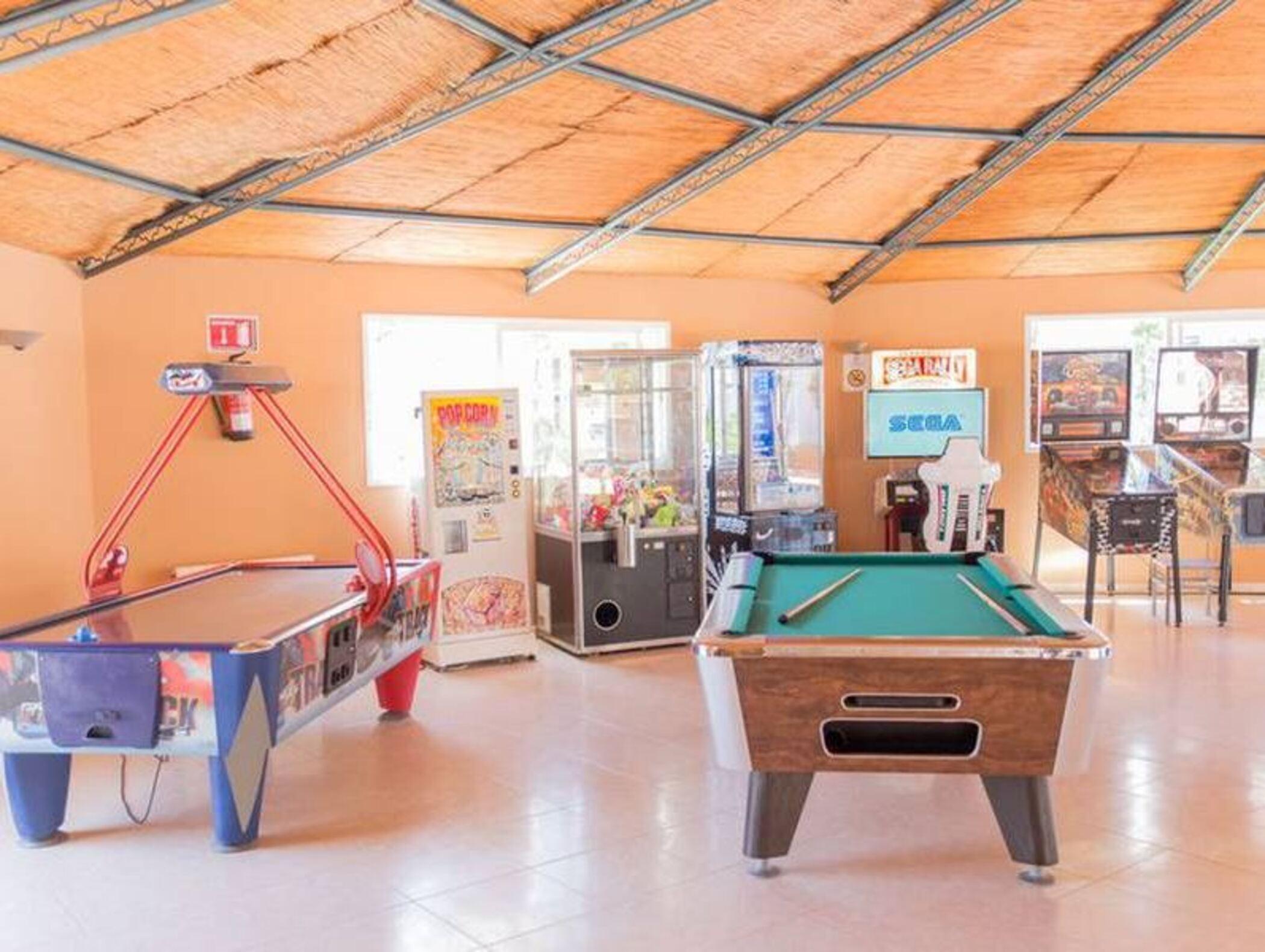 Aparthotel Club Es Talaial 3*